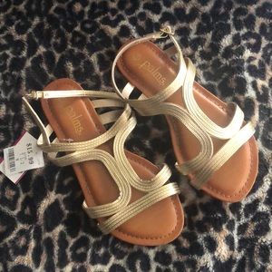 Size 7 1/2 sandals